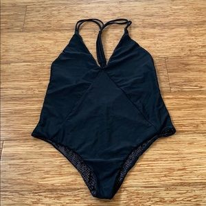 Acacia Venezuela fullpiece.